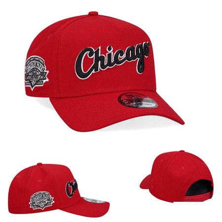 Chicago White Sox Adjustable Hat
