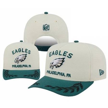 Philadelphia Eagles Adjustable Hat